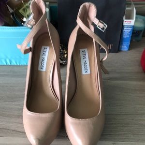 Steve Madden Deeny’s